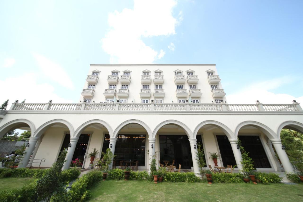 Via Appia Tagaytay Hotel Tagaytay City Exterior photo