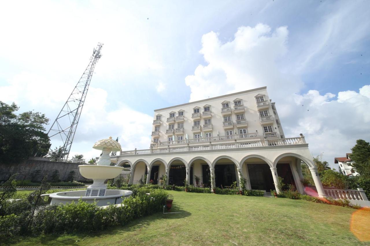 Via Appia Tagaytay Hotel Tagaytay City Exterior photo