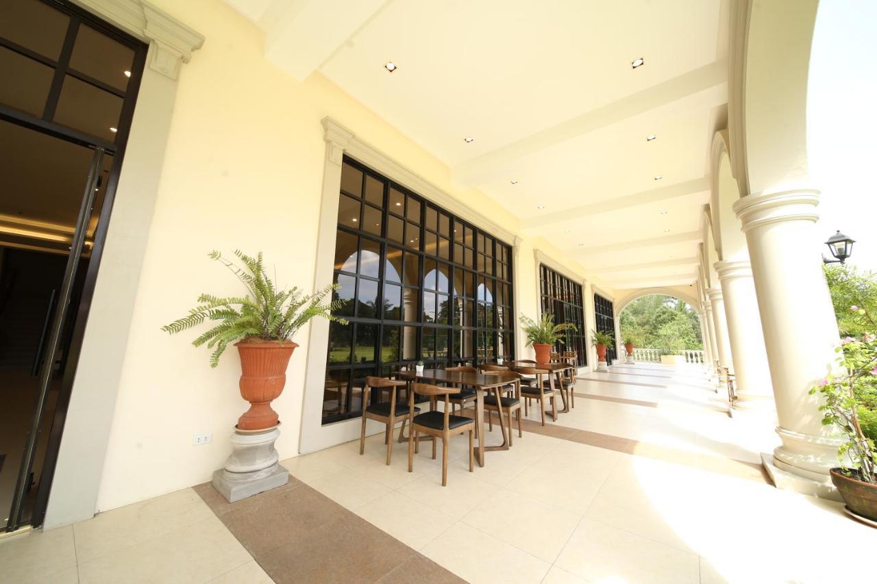 Via Appia Tagaytay Hotel Tagaytay City Exterior photo